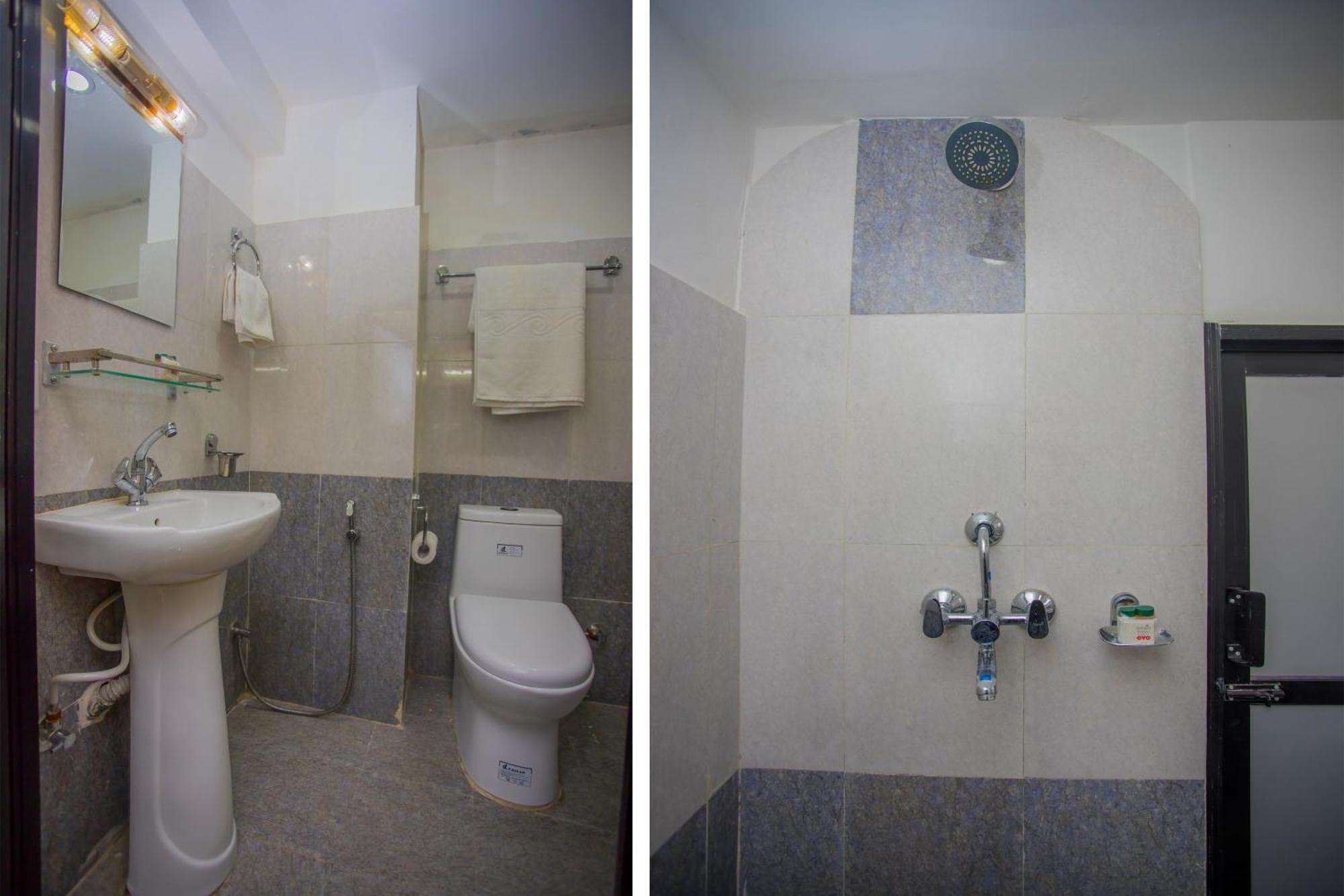 Oyo 297 Hotel Aayam Катманду Екстериор снимка