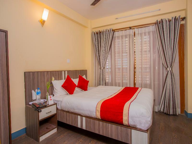 Oyo 297 Hotel Aayam Катманду Екстериор снимка